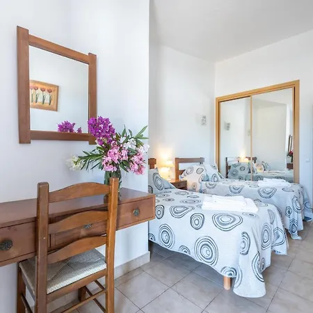 Front A * Praia Da Luz