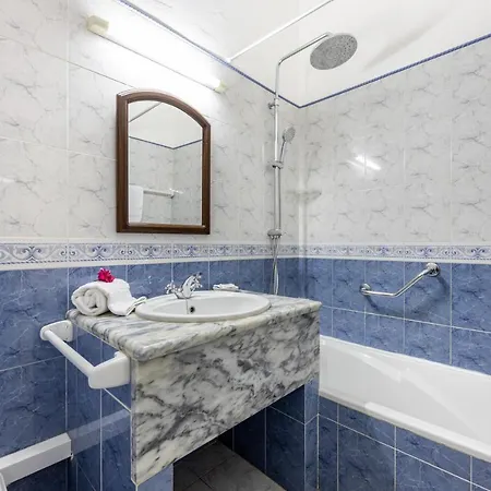 Апартаменты Front A